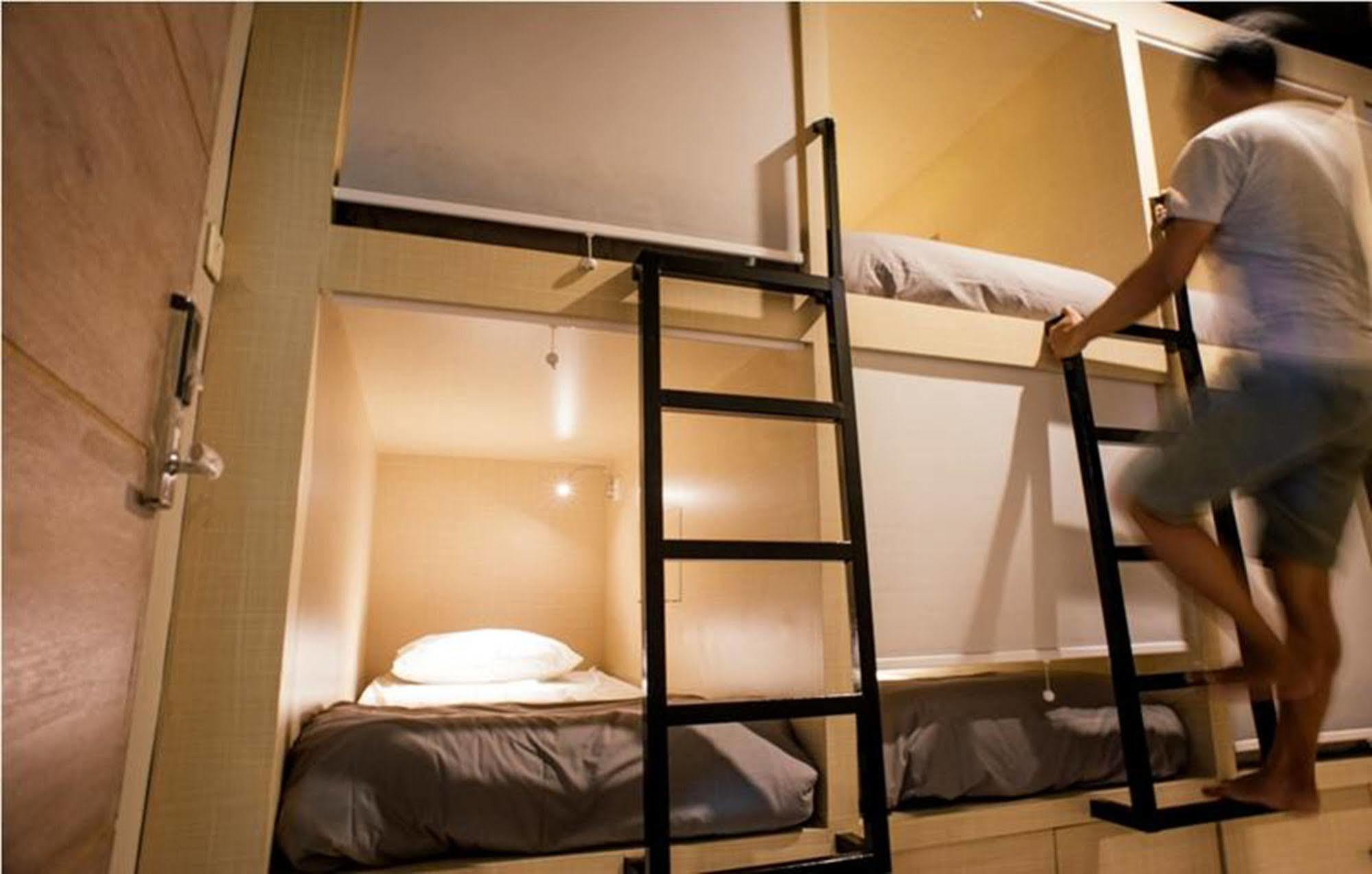 Bedplus Backpacker Kuta Legian Kültér fotó